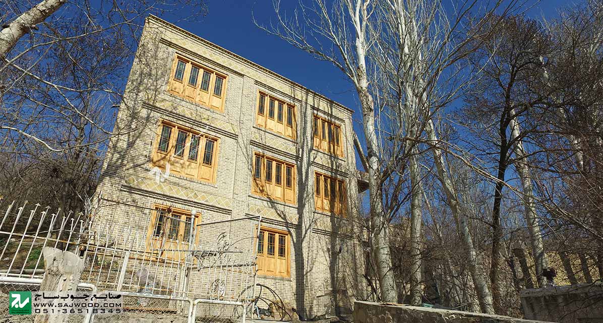 درب و پنجره سنتی چوبی شیشه رنگی ارسی گره چینی دستساز پروژه طرقبه خراسان